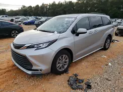 5TDYRKEC8MS070968 2021 TOYOTA SIENNA