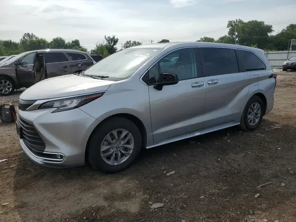 5TDYRKEC8NS109723 2022 TOYOTA SIENNA - Image 1