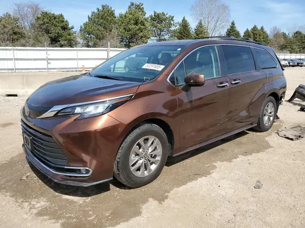 5TDYRKEC8NS111603 2022 TOYOTA SIENNA - Image 1
