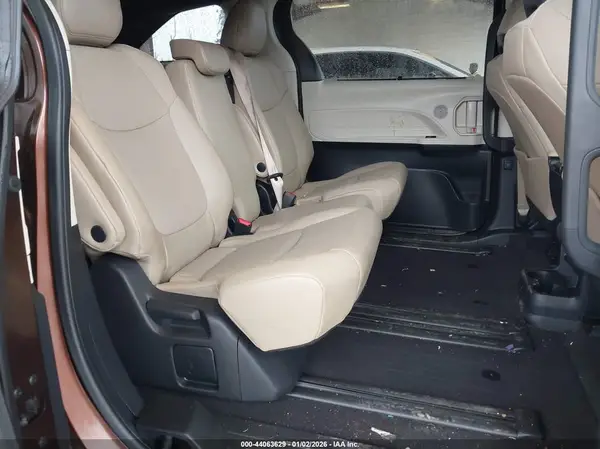 5TDYRKEC8NS114551 2022 TOYOTA SIENNA - Image 8