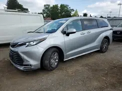 5TDYRKEC8NS121242 2022 TOYOTA SIENNA