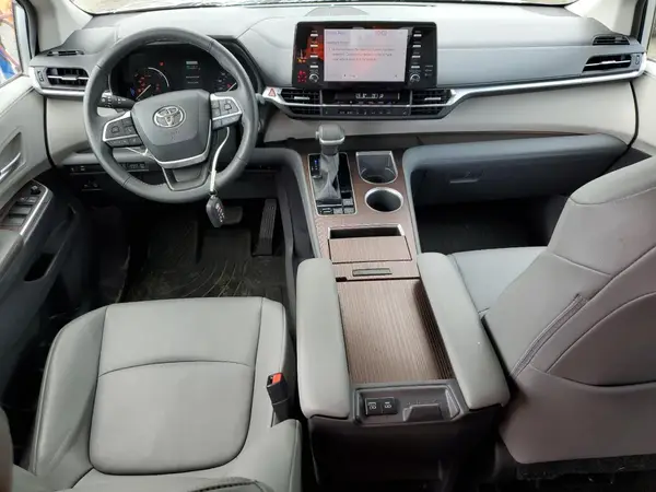 5TDYRKEC8NS121242 2022 TOYOTA SIENNA - Image 8