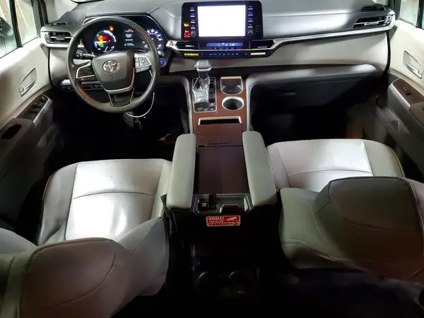 5TDYRKEC8PS139887 2023 TOYOTA SIENNA - Image 8