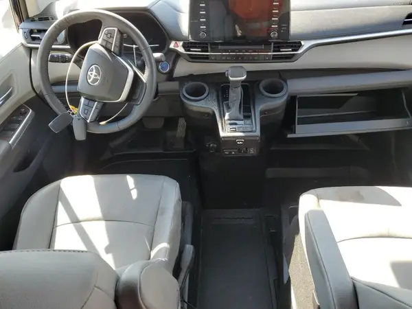 5TDYRKEC8PS147519 2023 TOYOTA SIENNA - Image 8