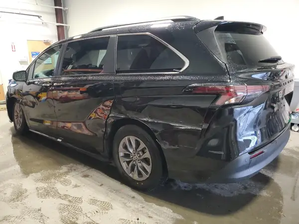 5TDYRKEC8RS194472 2024 TOYOTA SIENNA - Image 2