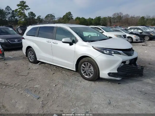5TDYRKEC8SS252618 2025 TOYOTA SIENNA - Image 1