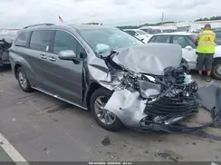 5TDYRKEC8TS326766 2026 TOYOTA SIENNA