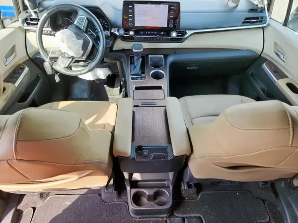5TDYRKEC9MS039244 2021 TOYOTA SIENNA - Image 8