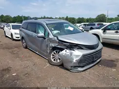 5TDYRKEC9MS043505 2021 TOYOTA SIENNA