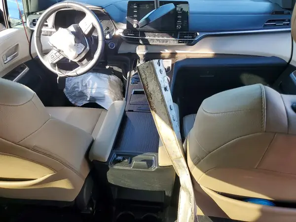 5TDYRKEC9MS054780 2021 TOYOTA SIENNA - Image 8