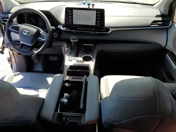 5TDYRKEC9MS056593 2021 TOYOTA SIENNA - Image 8