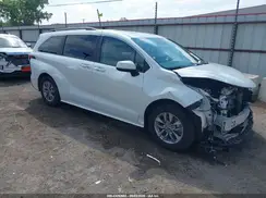 5TDYRKEC9NS090213 2022 TOYOTA SIENNA