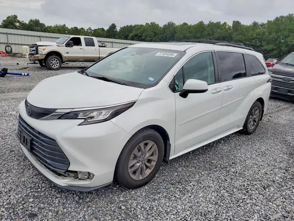 5TDYRKEC9NS119953 2022 TOYOTA SIENNA - Image 1
