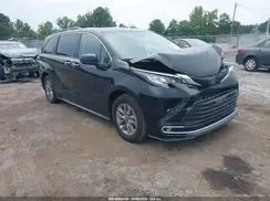 5TDYRKEC9NS122402 2022 TOYOTA SIENNA