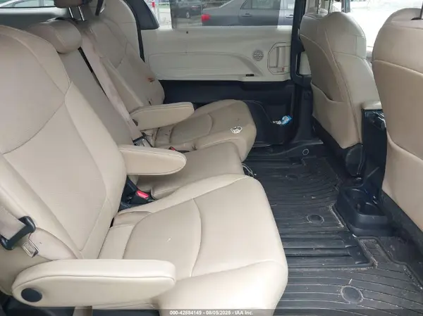 5TDYRKEC9NS122402 2022 TOYOTA SIENNA - Image 8