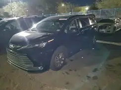 5TDYRKEC9NS128698 2025 TOYOTA SIENNA