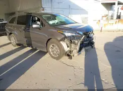 5TDYRKEC9NS131147 2022 TOYOTA SIENNA