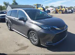 5TDYRKEC9NS131780 2022 TOYOTA SIENNA