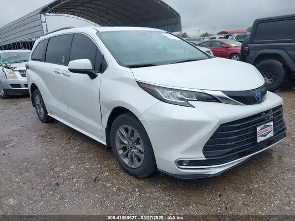 5TDYRKEC9PS155998 2023 TOYOTA SIENNA - Image 1