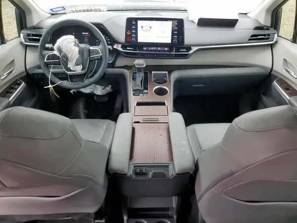 5TDYRKEC9PS168685 2023 TOYOTA SIENNA - Image 8