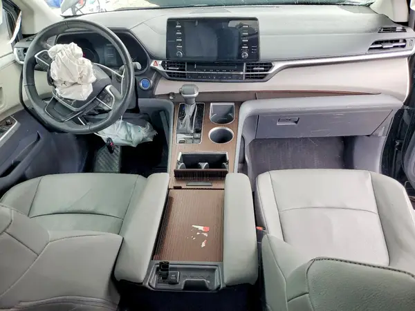 5TDYRKEC9PS174423 2023 TOYOTA SIENNA - Image 8