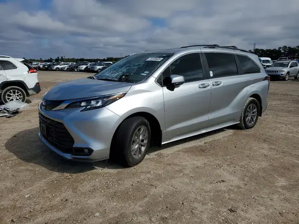 5TDYRKEC9SS233317 2025 TOYOTA SIENNA - Image 1