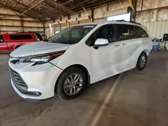 5TDYRKEC9SS275888 2025 TOYOTA SIENNA