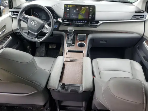 5TDYRKECXMS007368 2021 TOYOTA SIENNA - Image 8