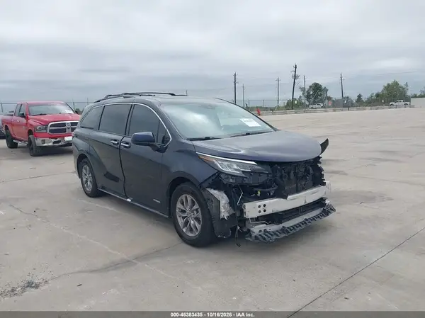 5TDYRKECXMS032934 2021 TOYOTA SIENNA - Image 1