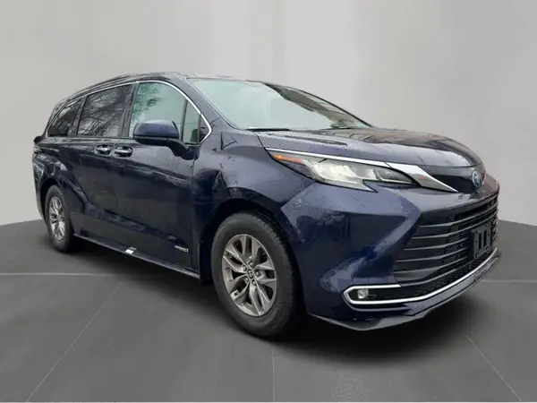 5TDYRKECXMS068784 2021 TOYOTA SIENNA - Image 1