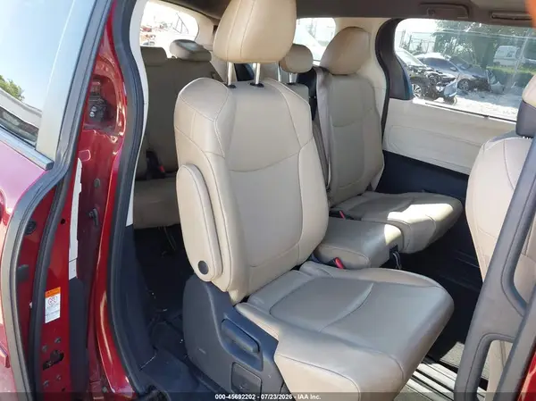 5TDYRKECXMS074097 2021 TOYOTA SIENNA - Image 8
