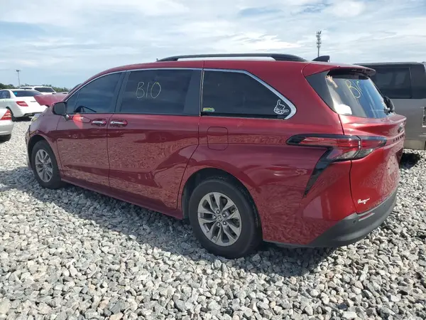 5TDYRKECXNS101851 2022 TOYOTA SIENNA - Image 2
