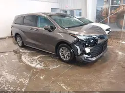 5TDYRKECXNS124031 2022 TOYOTA SIENNA