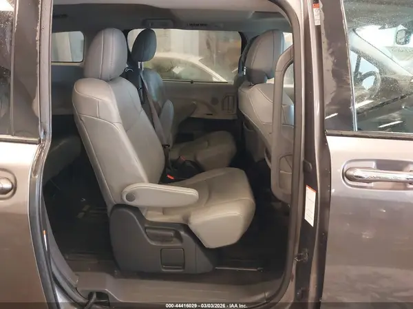 5TDYRKECXNS124031 2022 TOYOTA SIENNA - Image 8