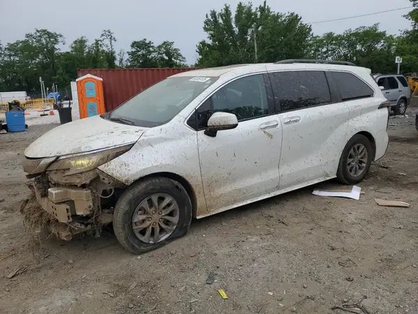 5TDYRKECXPS147652 2023 TOYOTA SIENNA - Image 1