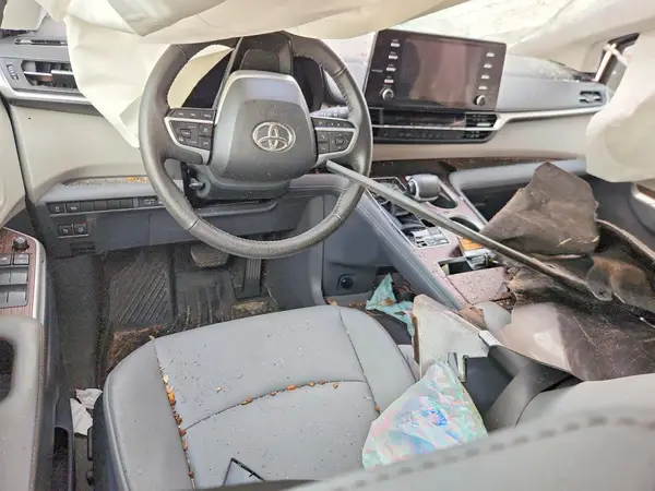 5TDYRKECXPS175287 2023 TOYOTA SIENNA - Image 8