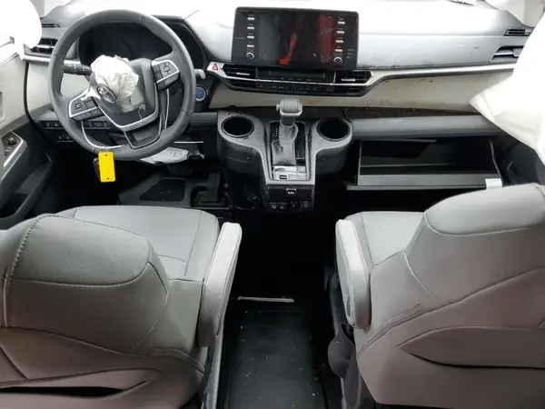 5TDYRKECXPS176391 2023 TOYOTA SIENNA - Image 8