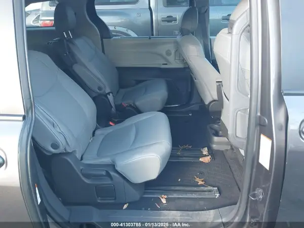 5TDYRKECXPS179002 2023 TOYOTA SIENNA - Image 8