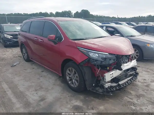 5TDYRKECXRS180024 2024 TOYOTA SIENNA - Image 1