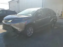 5TDYRKECXSS225713 2025 TOYOTA SIENNA