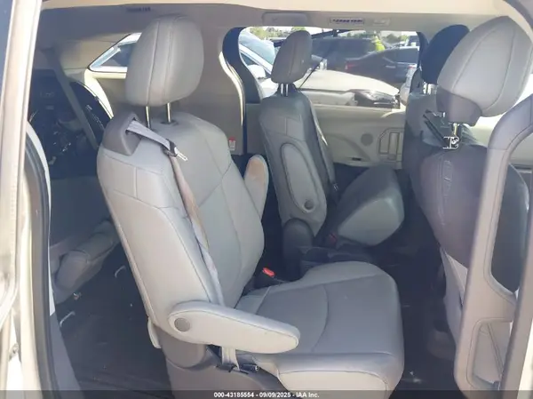 5TDYSKFC0MS010654 2021 TOYOTA SIENNA - Image 8