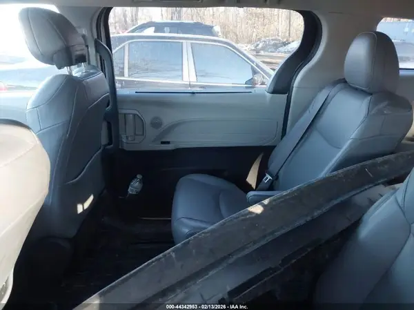 5TDYSKFC0MS022318 2021 TOYOTA SIENNA - Image 8