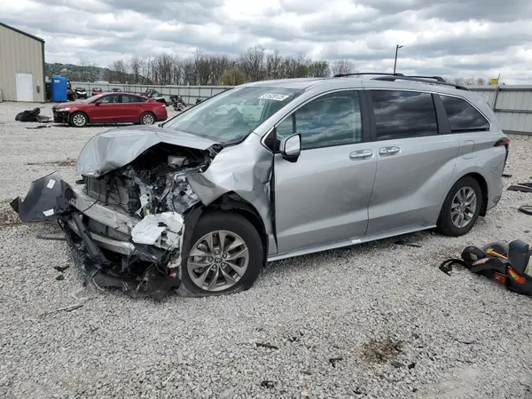 5TDYSKFC0NS063131 2022 TOYOTA SIENNA - Image 1