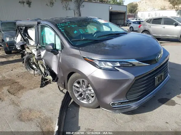 5TDYSKFC0PS080322 2023 TOYOTA SIENNA - Image 1