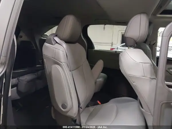 5TDYSKFC0RS115377 2024 TOYOTA SIENNA - Image 8