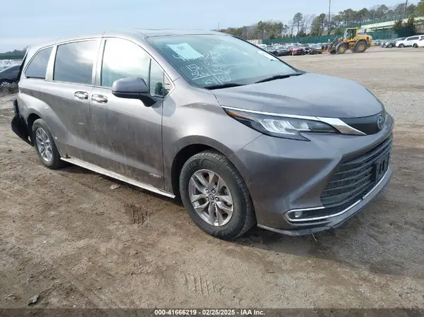 5TDYSKFC1MS003048 2021 TOYOTA SIENNA - Image 1