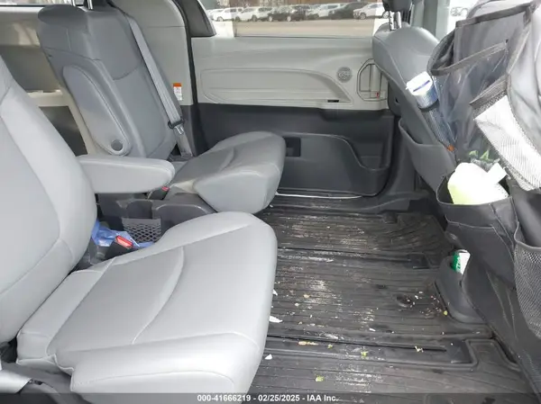 5TDYSKFC1MS003048 2021 TOYOTA SIENNA - Image 8