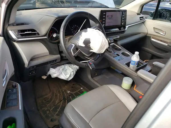 5TDYSKFC1MS020383 2021 TOYOTA SIENNA - Image 8