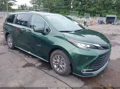5TDYSKFC1NS043177 2022 TOYOTA SIENNA