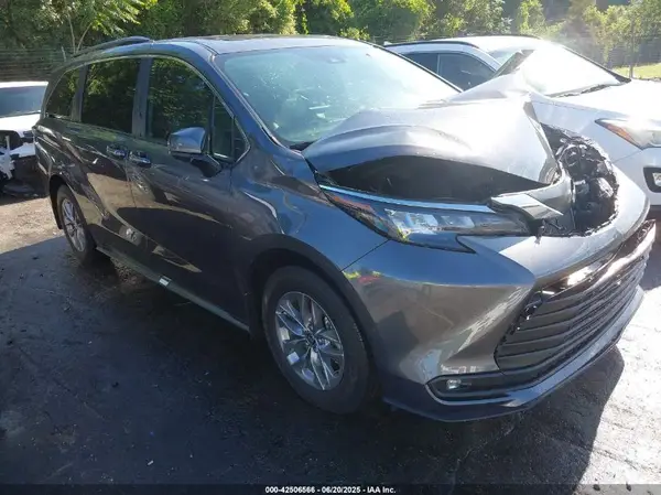 5TDYSKFC1SS171804 2025 TOYOTA SIENNA - Image 1